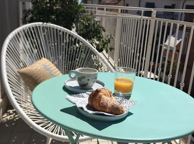 Laura E Christian - 4* Grado