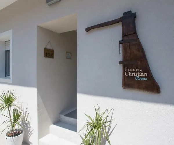 Guest house Laura E Christian -